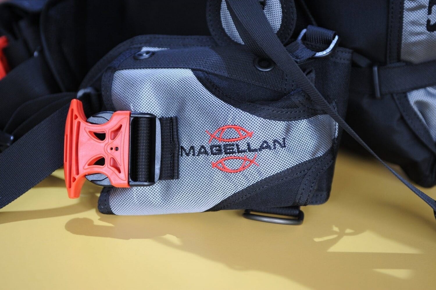 Mares Magellan slider/4